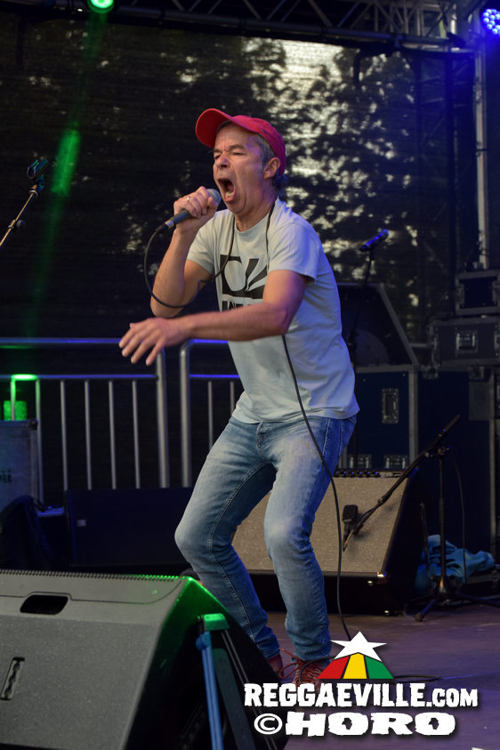 Jin Jin feat. Andrew Murphy & Sebastian Sturm, The Herbpirates