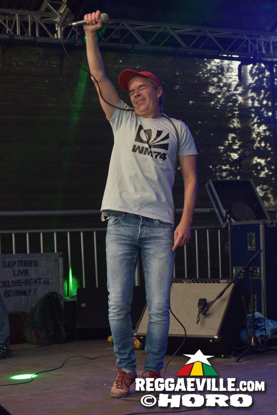 Jin Jin feat. Andrew Murphy & Sebastian Sturm, The Herbpirates