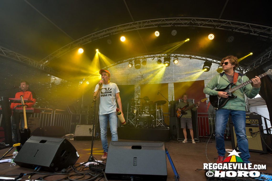 Jin Jin feat. Andrew Murphy & Sebastian Sturm, The Herbpirates