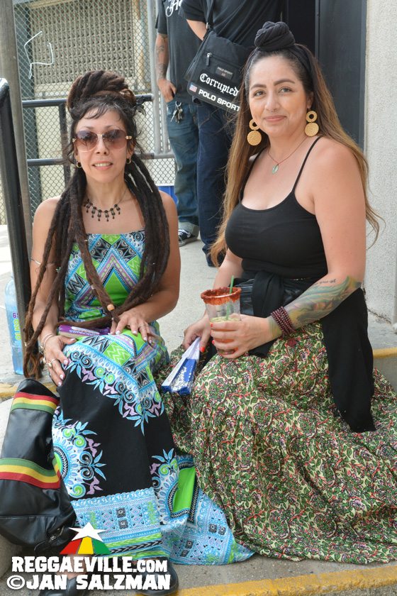 Yami Bolo, Akae Beka, Prezident Brown