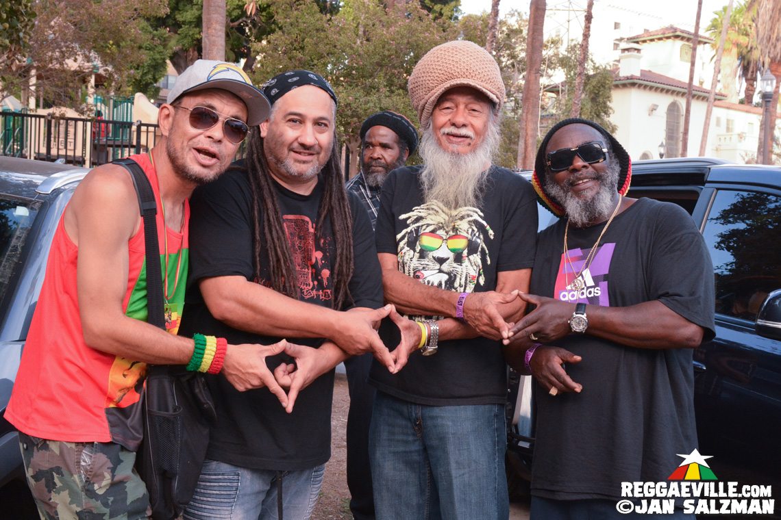 Yami Bolo, Akae Beka, Prezident Brown