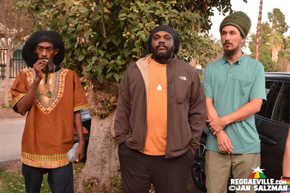 Yami Bolo, Akae Beka, Prezident Brown