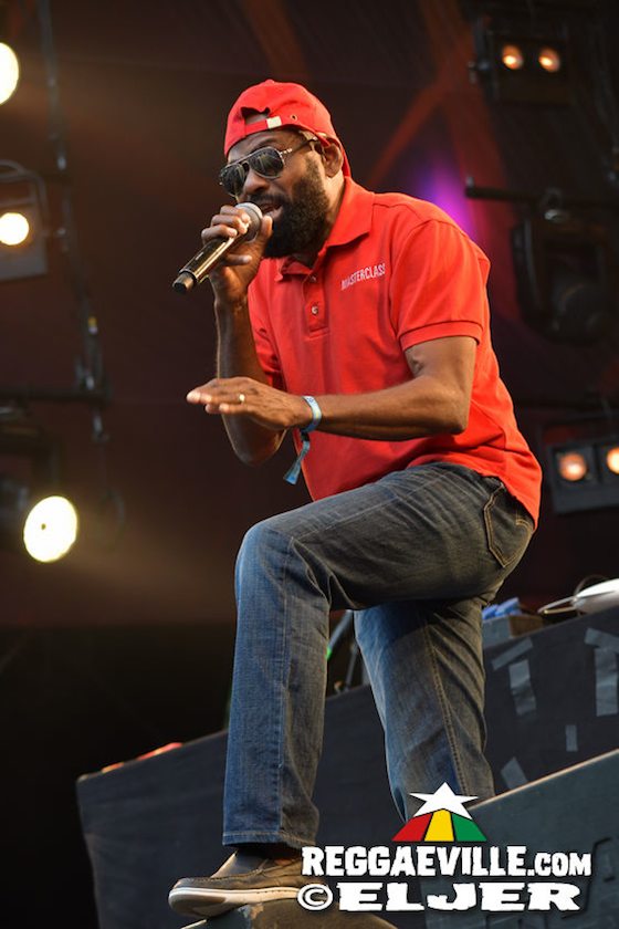 ManuDigital feat. Lt. Stitchie, Andrew Murphy, Che Sudaka