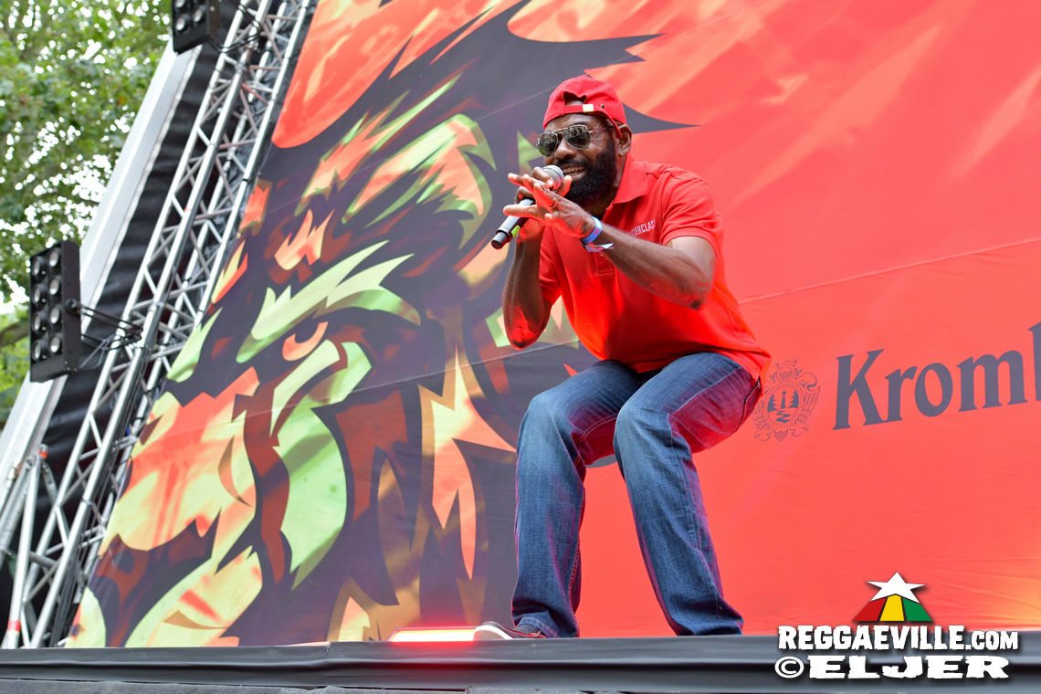 ManuDigital feat. Lt. Stitchie, Andrew Murphy, Che Sudaka