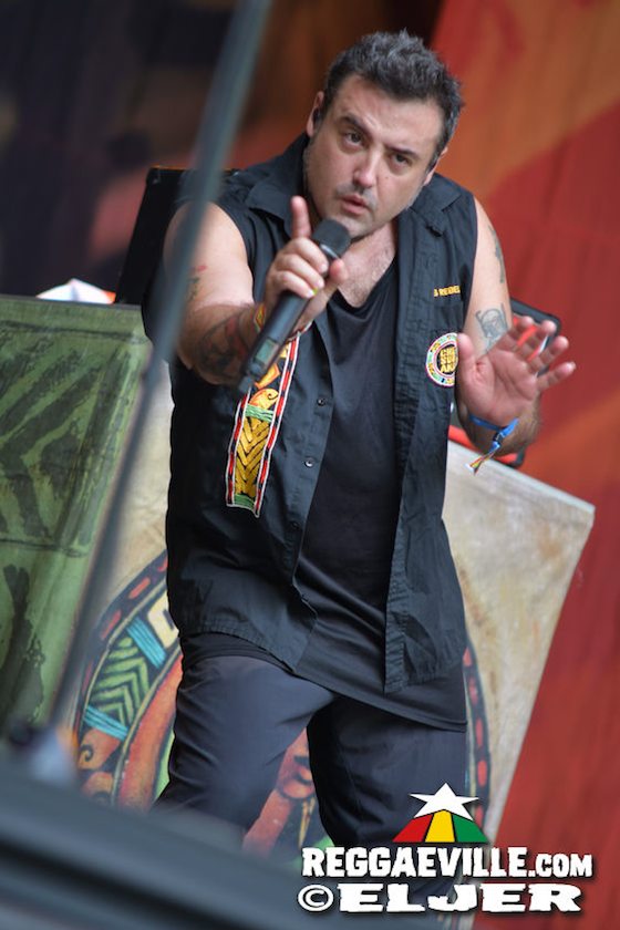 ManuDigital feat. Lt. Stitchie, Andrew Murphy, Che Sudaka