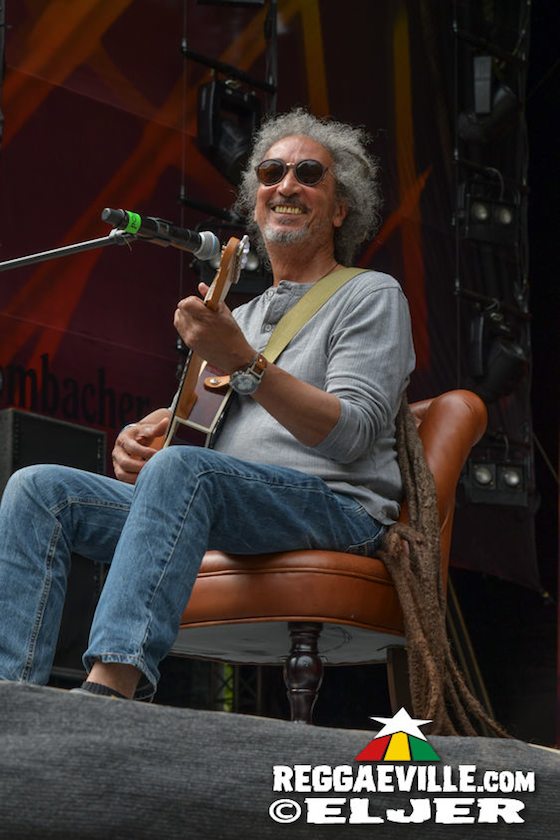 ManuDigital feat. Lt. Stitchie, Andrew Murphy, Che Sudaka