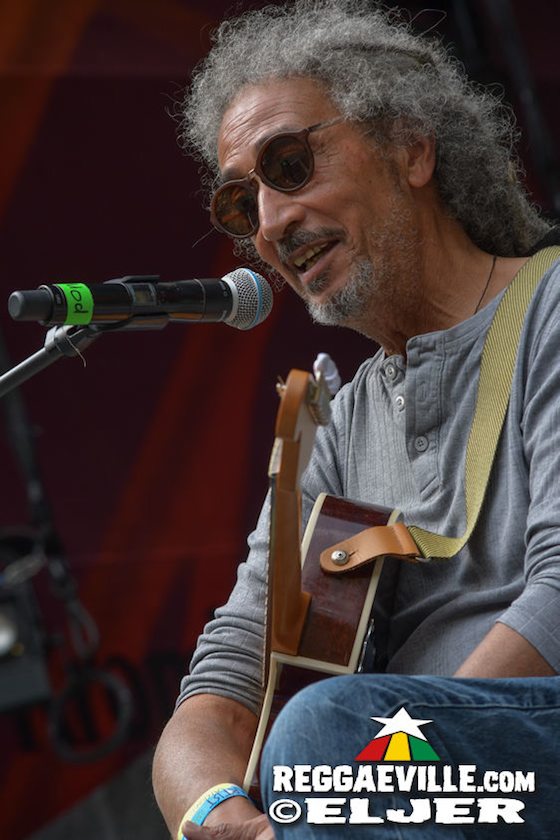 ManuDigital feat. Lt. Stitchie, Andrew Murphy, Che Sudaka