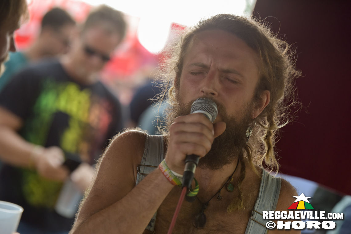 Chuck Fenda, New Kingston, Kunterbunt Soundsystem, Conexion Cubana