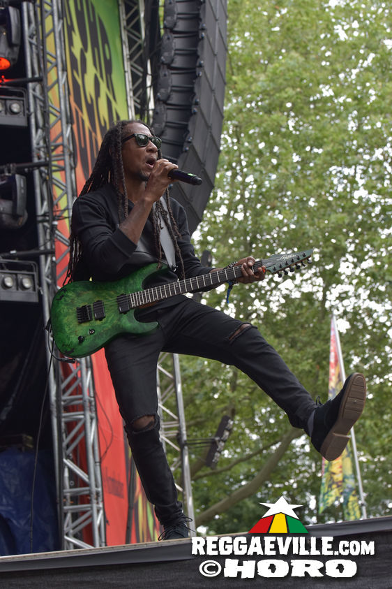 Chuck Fenda, New Kingston, Kunterbunt Soundsystem, Conexion Cubana