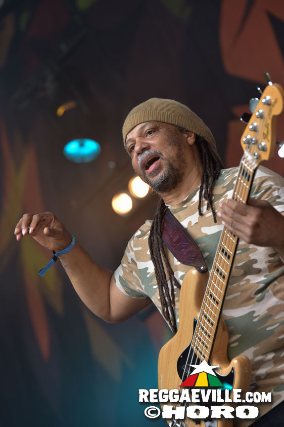 Chuck Fenda, New Kingston, Kunterbunt Soundsystem, Conexion Cubana