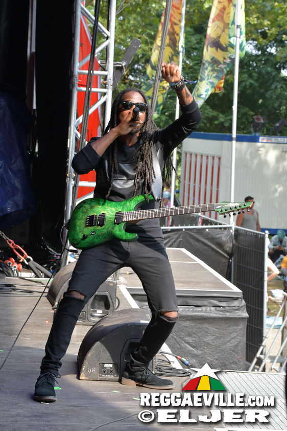 Chuck Fenda, New Kingston, Kunterbunt Soundsystem, Conexion Cubana