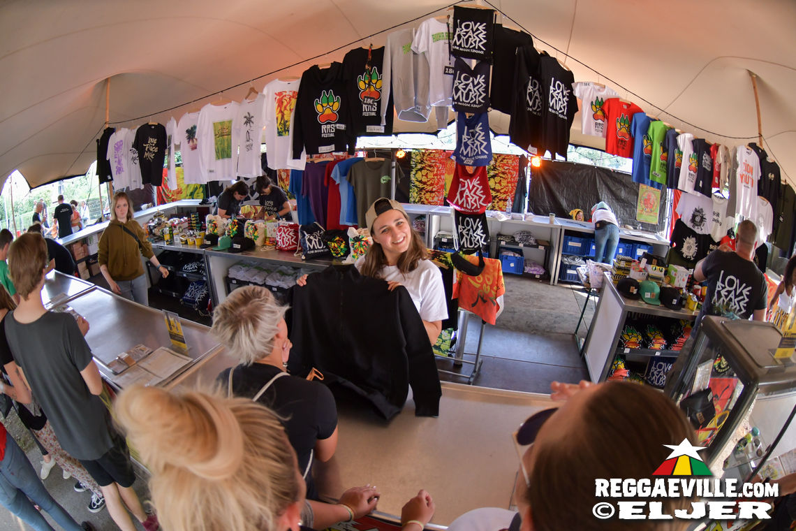 Chuck Fenda, New Kingston, Kunterbunt Soundsystem, Conexion Cubana