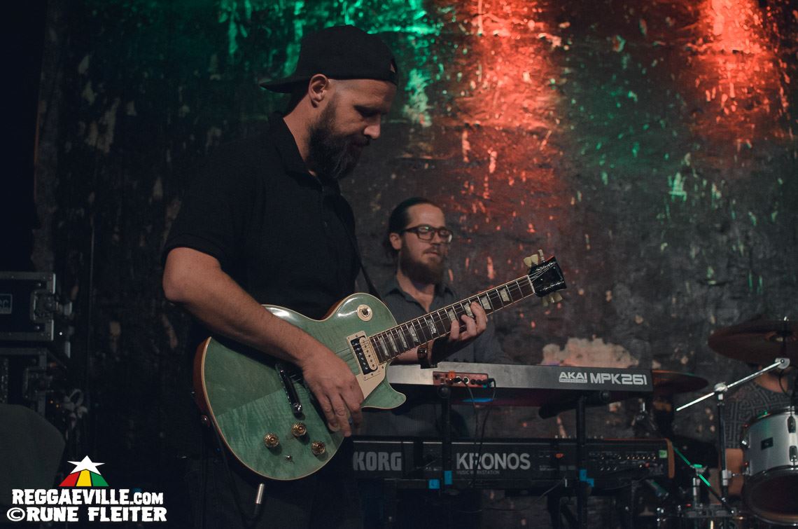 Treesha & The Evolution feat. Uwe Banton, Denham Smith & Damage SkongDem