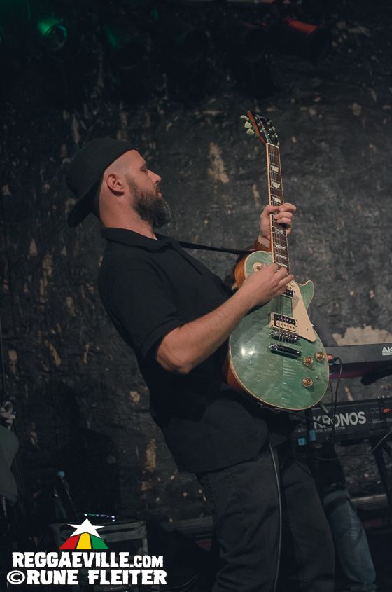 Treesha & The Evolution feat. Uwe Banton, Denham Smith & Damage SkongDem