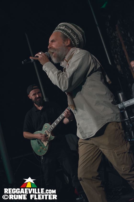 Treesha & The Evolution feat. Uwe Banton, Denham Smith & Damage SkongDem