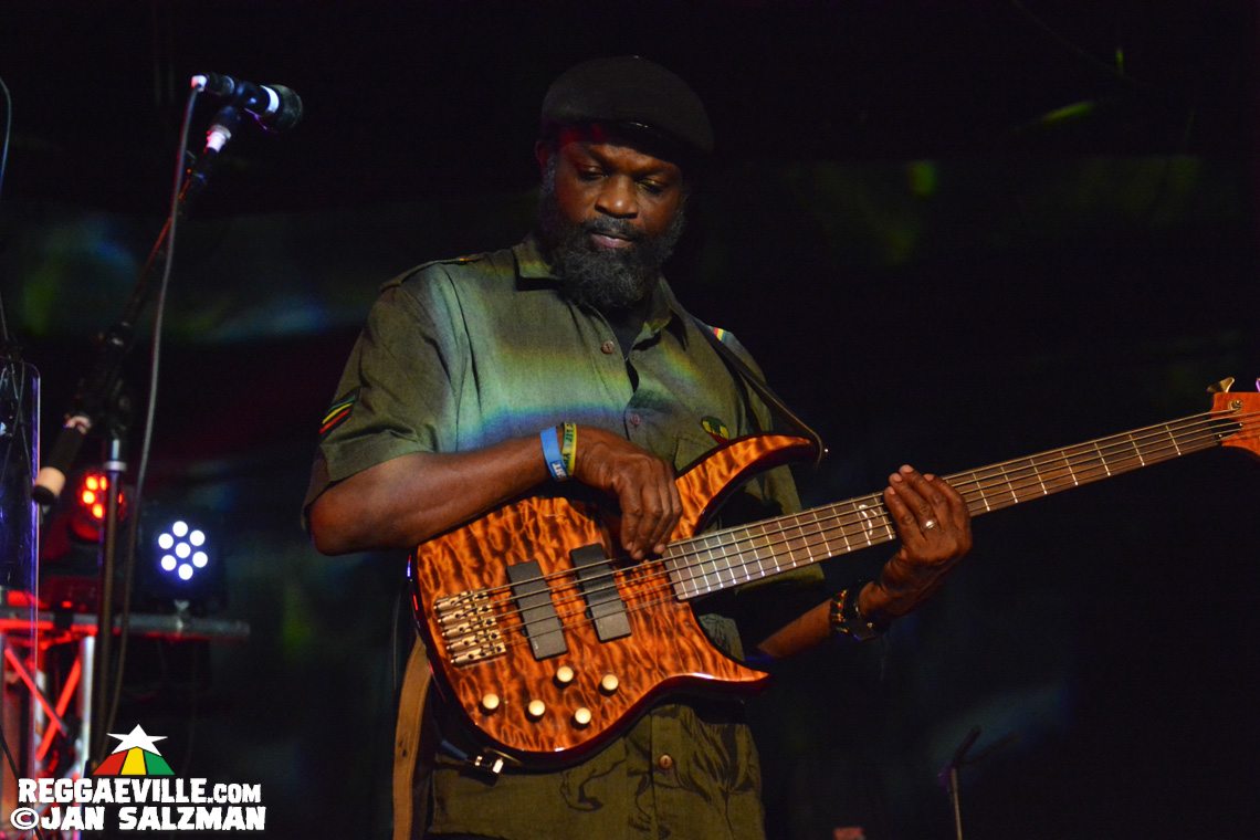 Wailing Souls & The Gladiators feat. Droop Lion