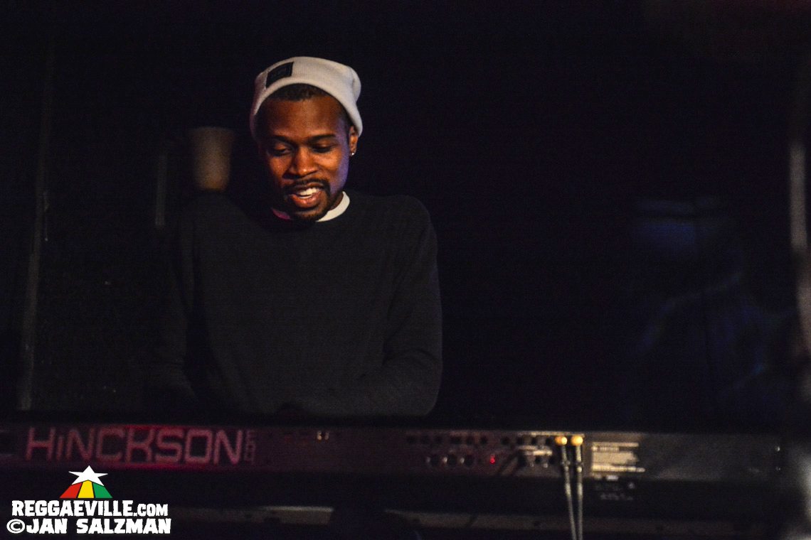 Wailing Souls & The Gladiators feat. Droop Lion