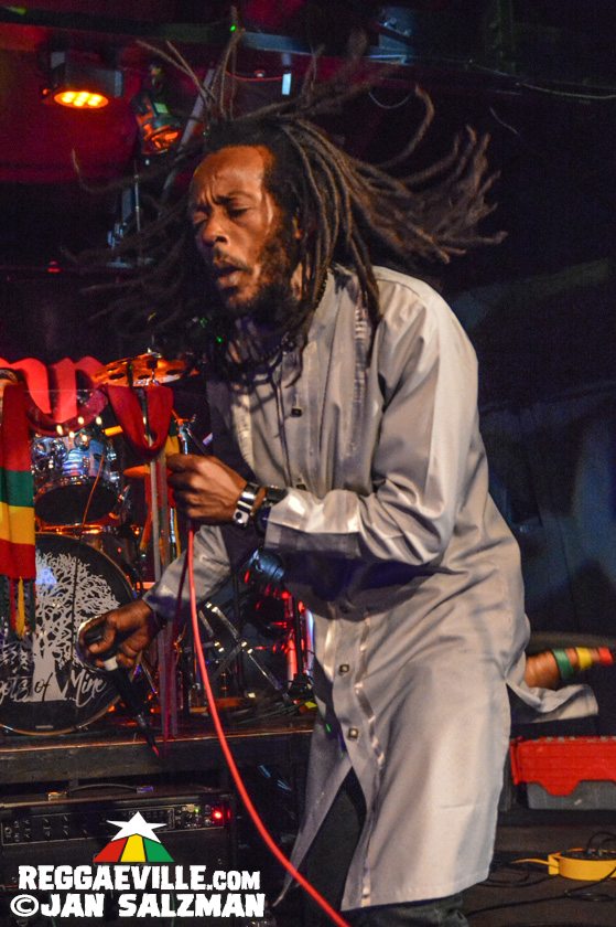 Wailing Souls & The Gladiators feat. Droop Lion