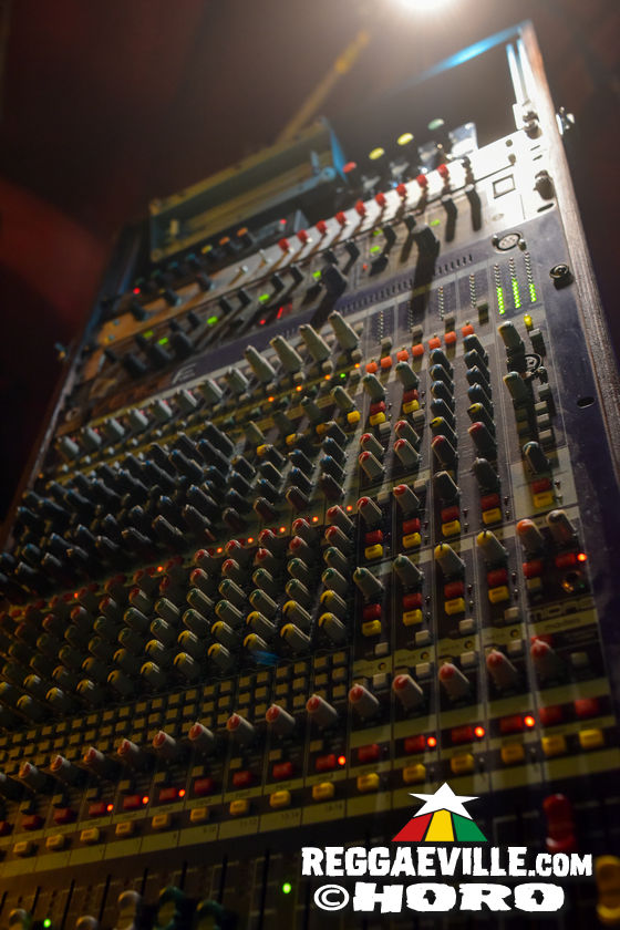 Zion Garden Soundsystem meets Lions Den