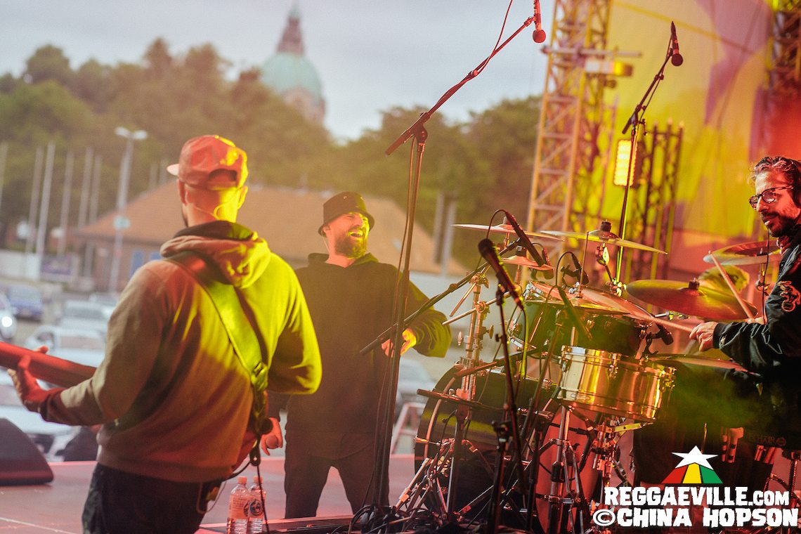 Gentleman & The Evolution