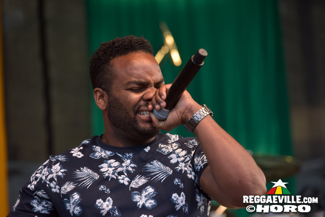 Gentleman & The Evolution