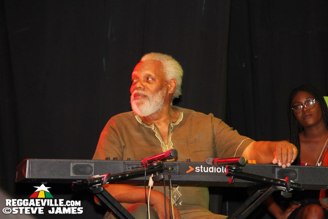 Elise Kelly, Bulby, Orville Hall