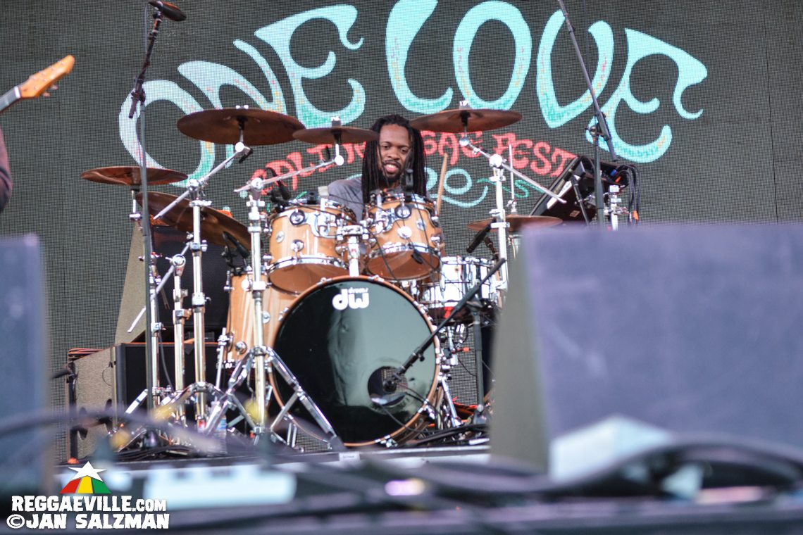 Alborosie & The Shengen Clan, Hirie with Nattali Rize
