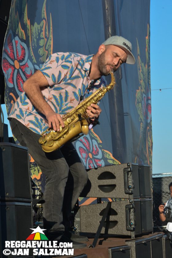 Alborosie & The Shengen Clan, Hirie with Nattali Rize