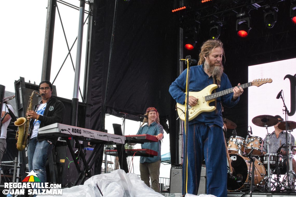 Mike Love, The Green, Katchafire