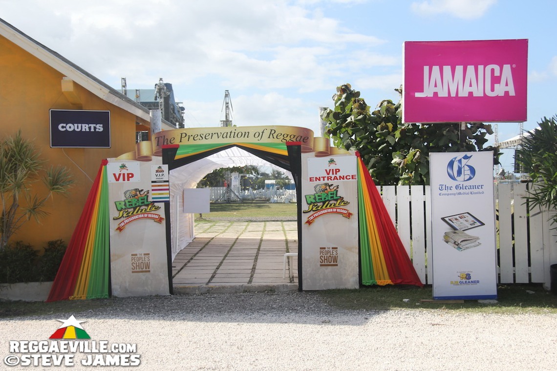 Queen Ifrica feat. Treesha, Jesse Royal