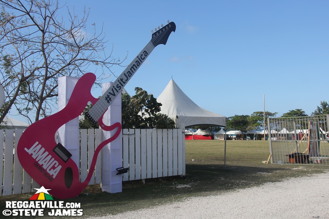 Queen Ifrica feat. Treesha, Jesse Royal