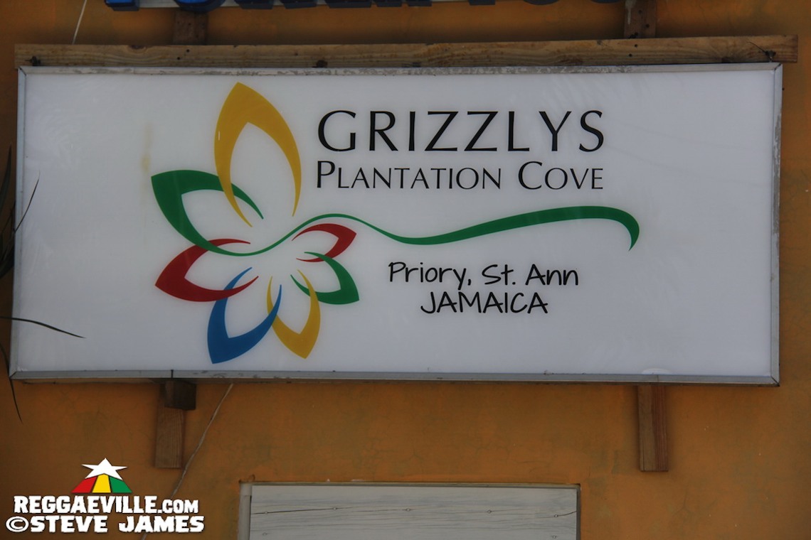 Queen Ifrica feat. Treesha, Jesse Royal