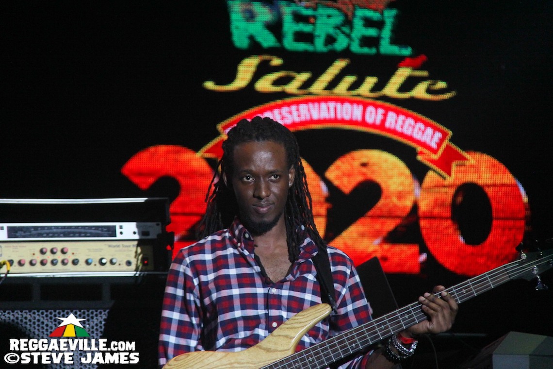 Queen Ifrica feat. Treesha, Jesse Royal