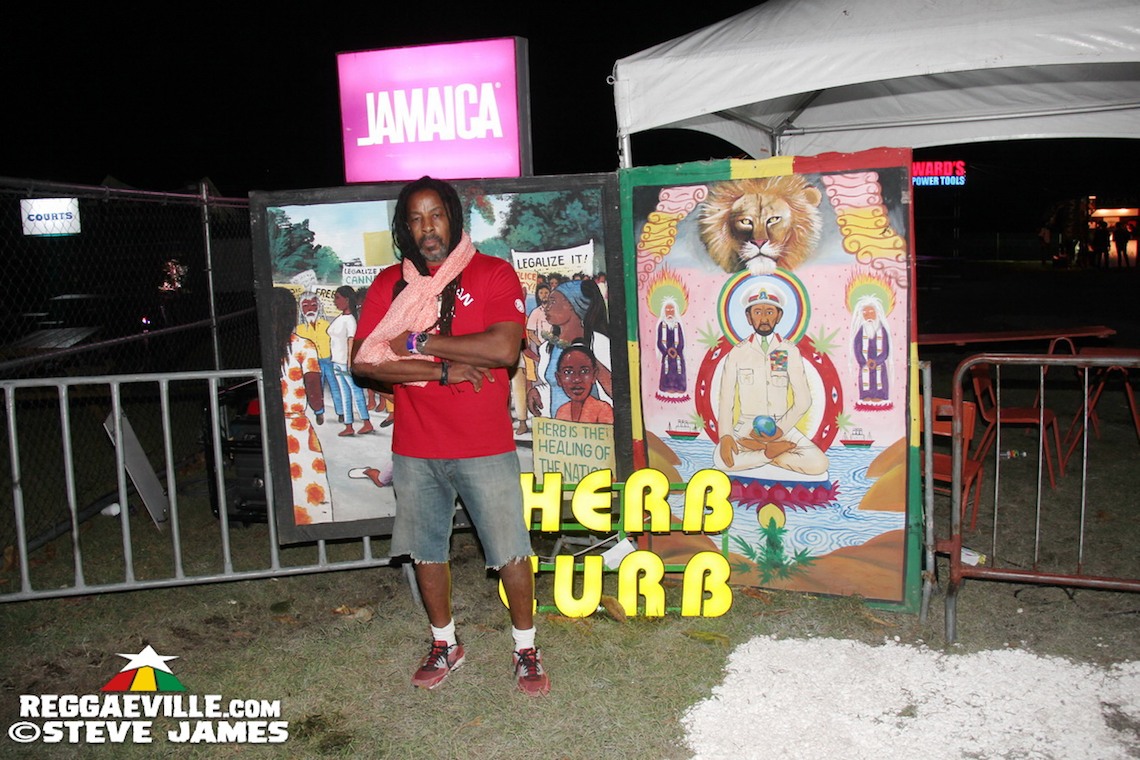 Chi Ching Ching feat. Queen Omega, Terry Linen, Stevie Face