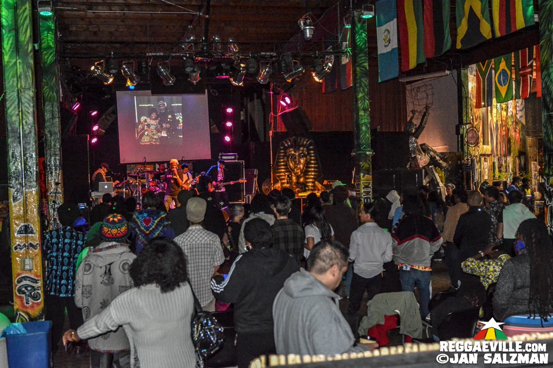 Akae Beka Band, Army, Spiritual, Ky-Enie