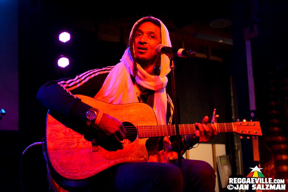 Akae Beka Band, Army, Spiritual, Ky-Enie