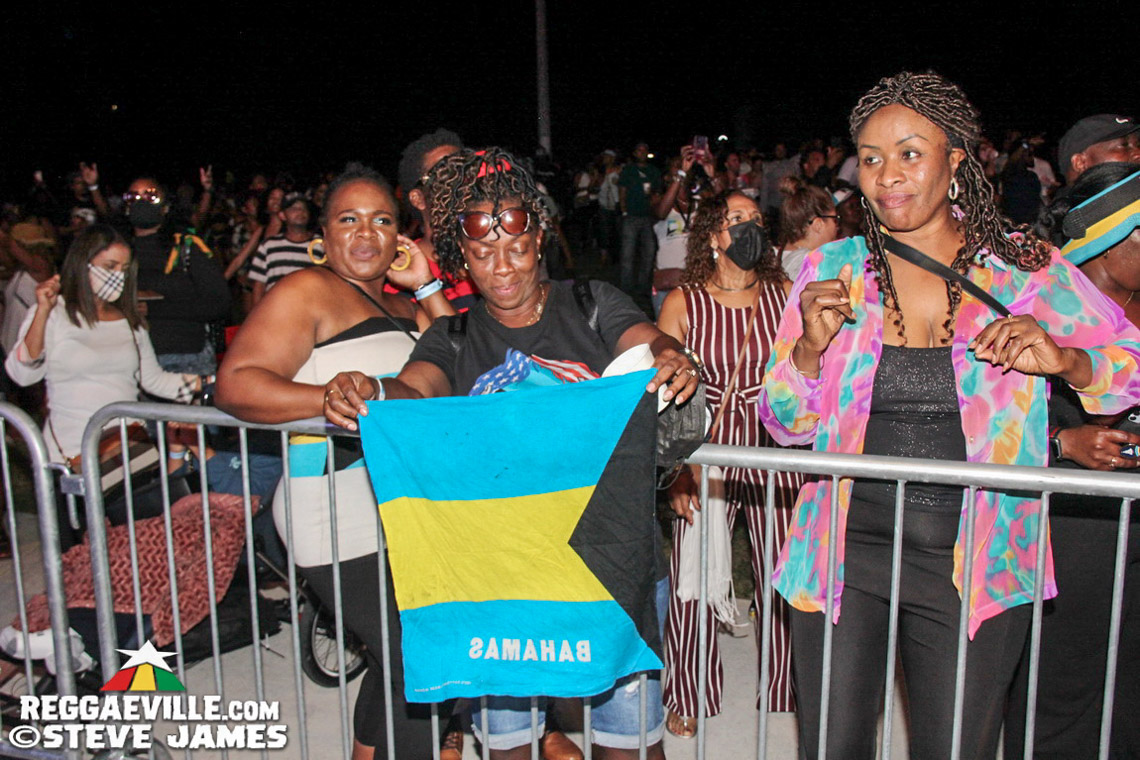 Barrington Levy, Alison Hinds & Patrice Roberts
