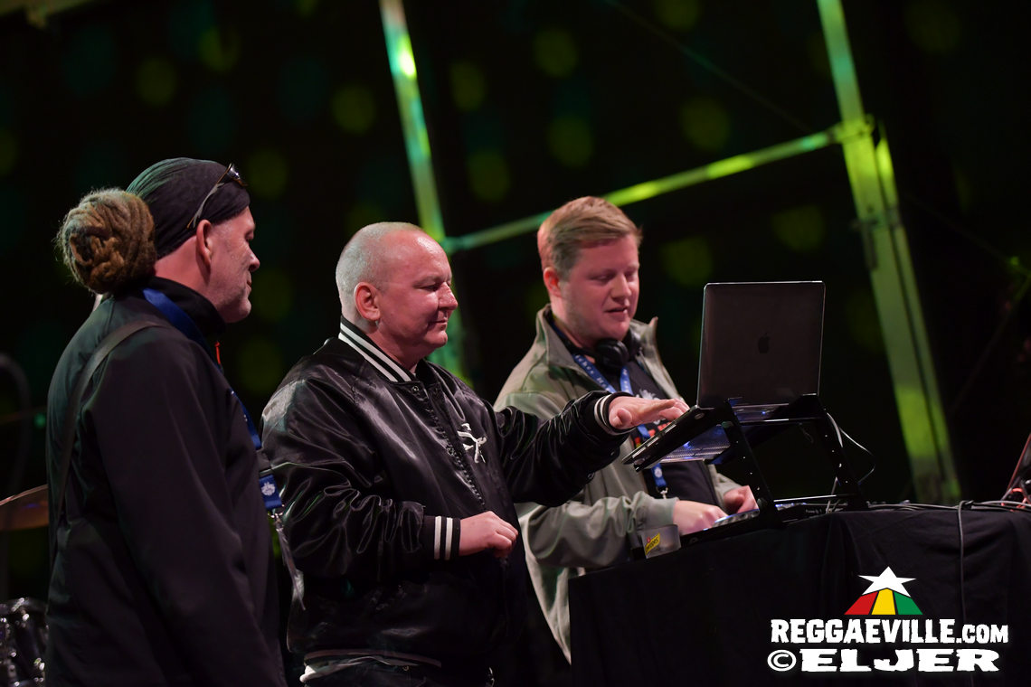 Gentleman & The Evolution