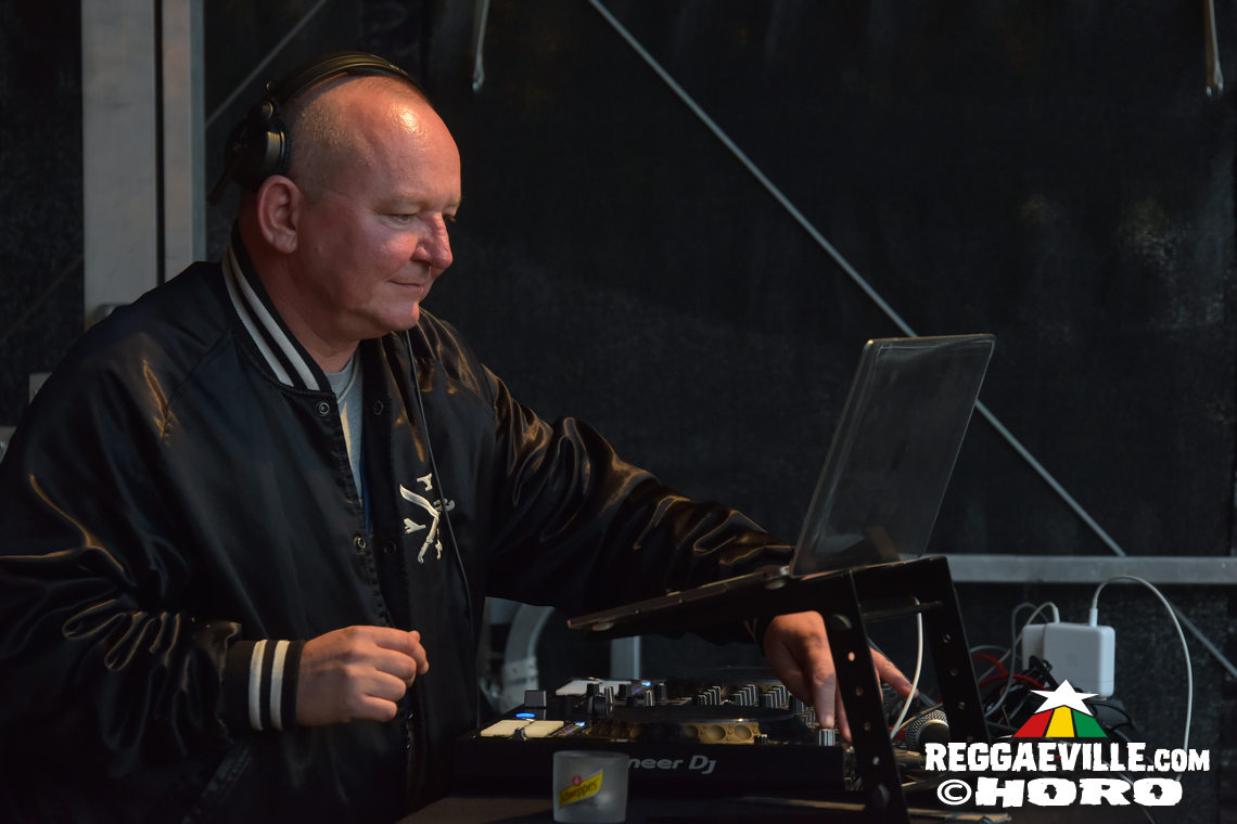 Gentleman & The Evolution