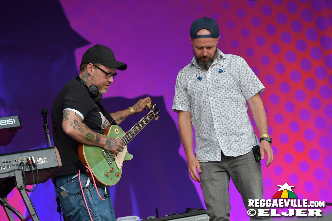 Gentleman & The Evolution