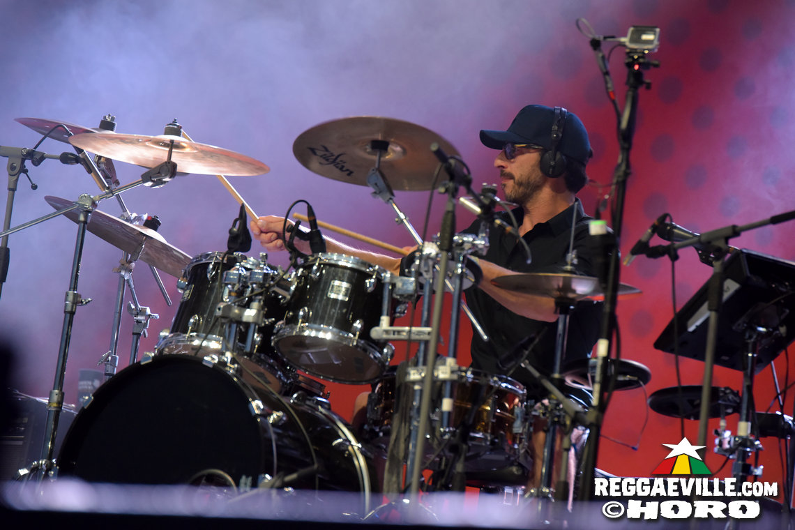 Gentleman & The Evolution