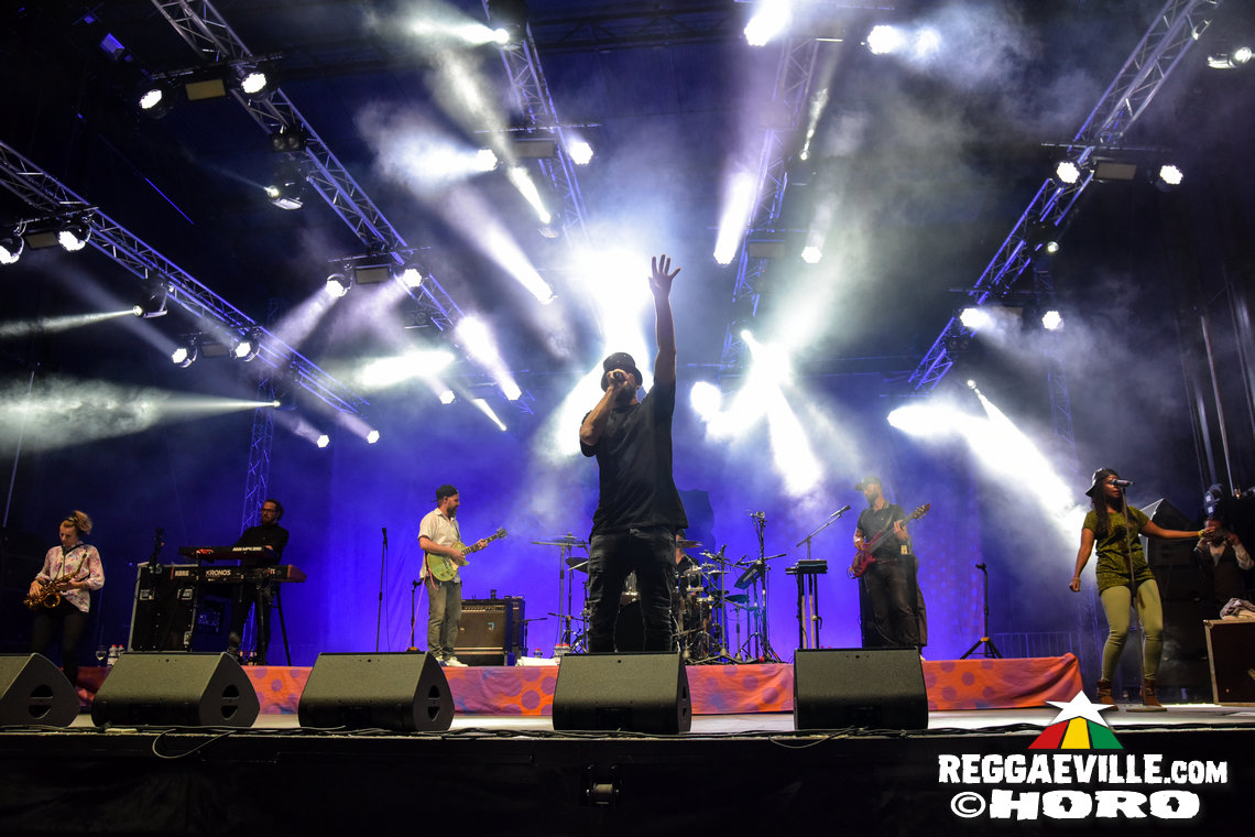 Gentleman & The Evolution