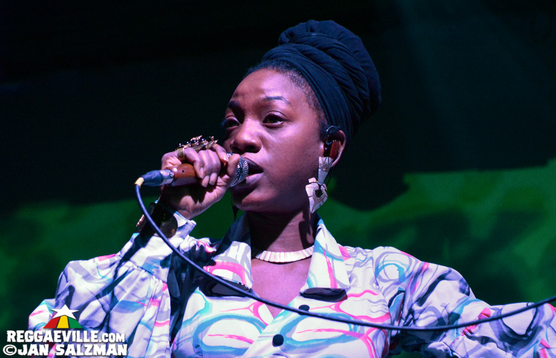 Hempress Sativa & Reemah