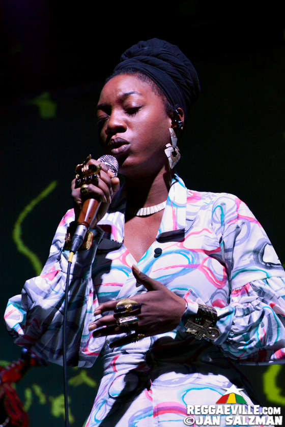 Hempress Sativa & Reemah