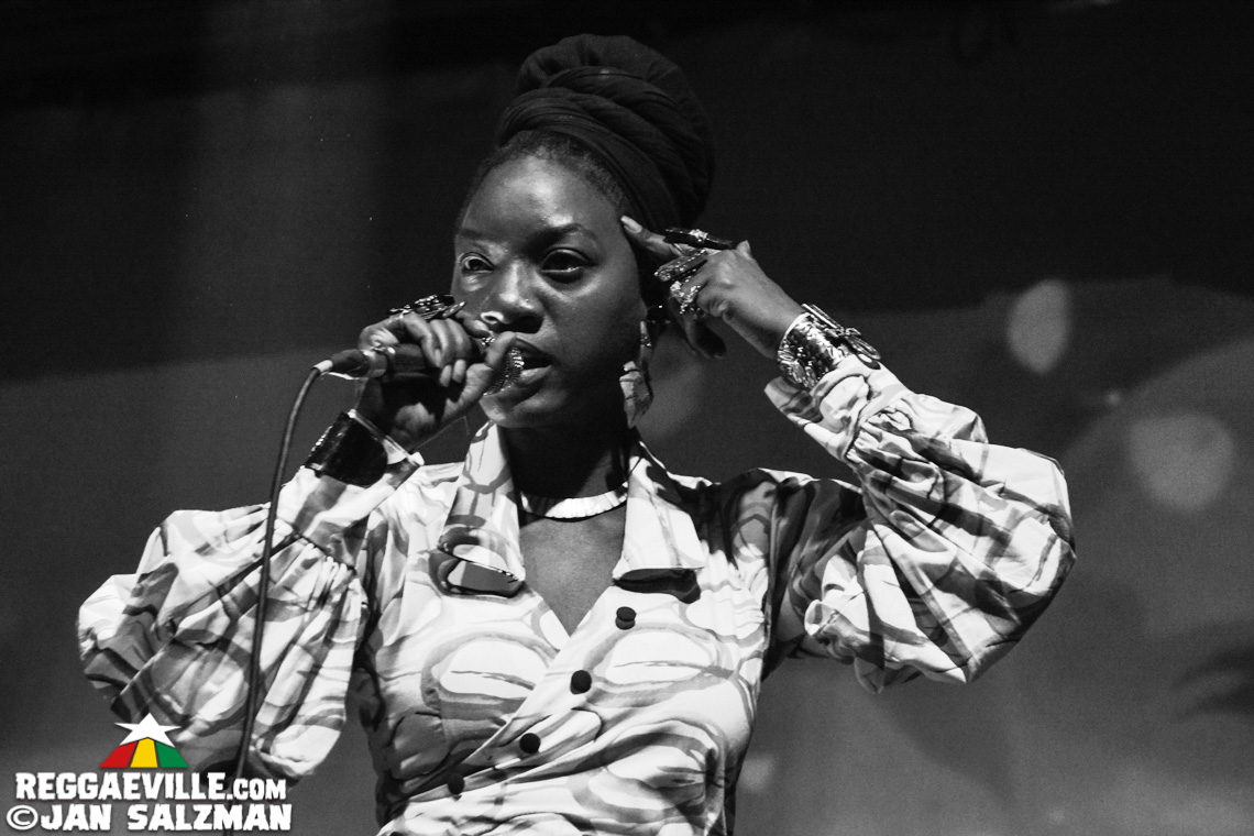 Hempress Sativa & Reemah