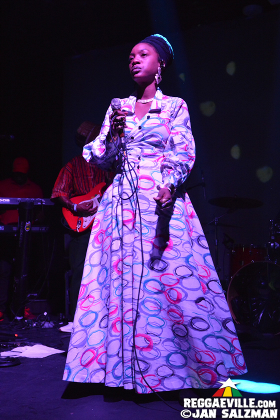 Hempress Sativa & Reemah