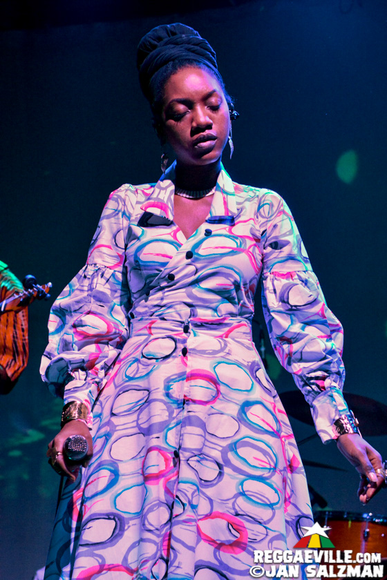 Hempress Sativa & Reemah