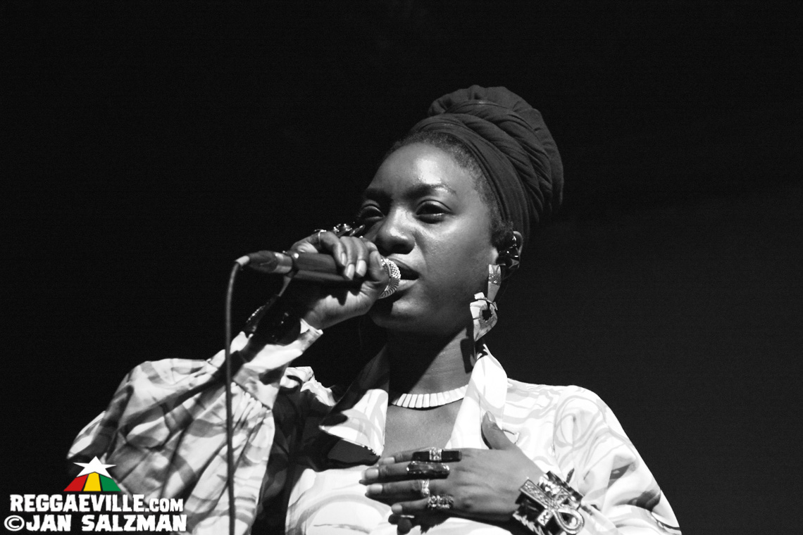 Hempress Sativa & Reemah