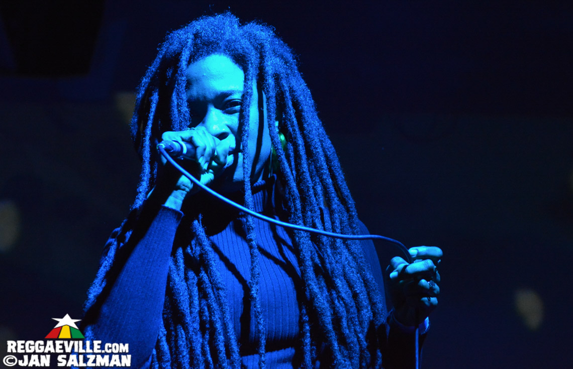 Hempress Sativa & Reemah