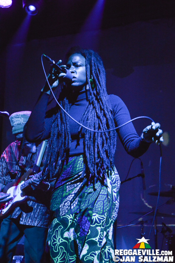 Hempress Sativa & Reemah